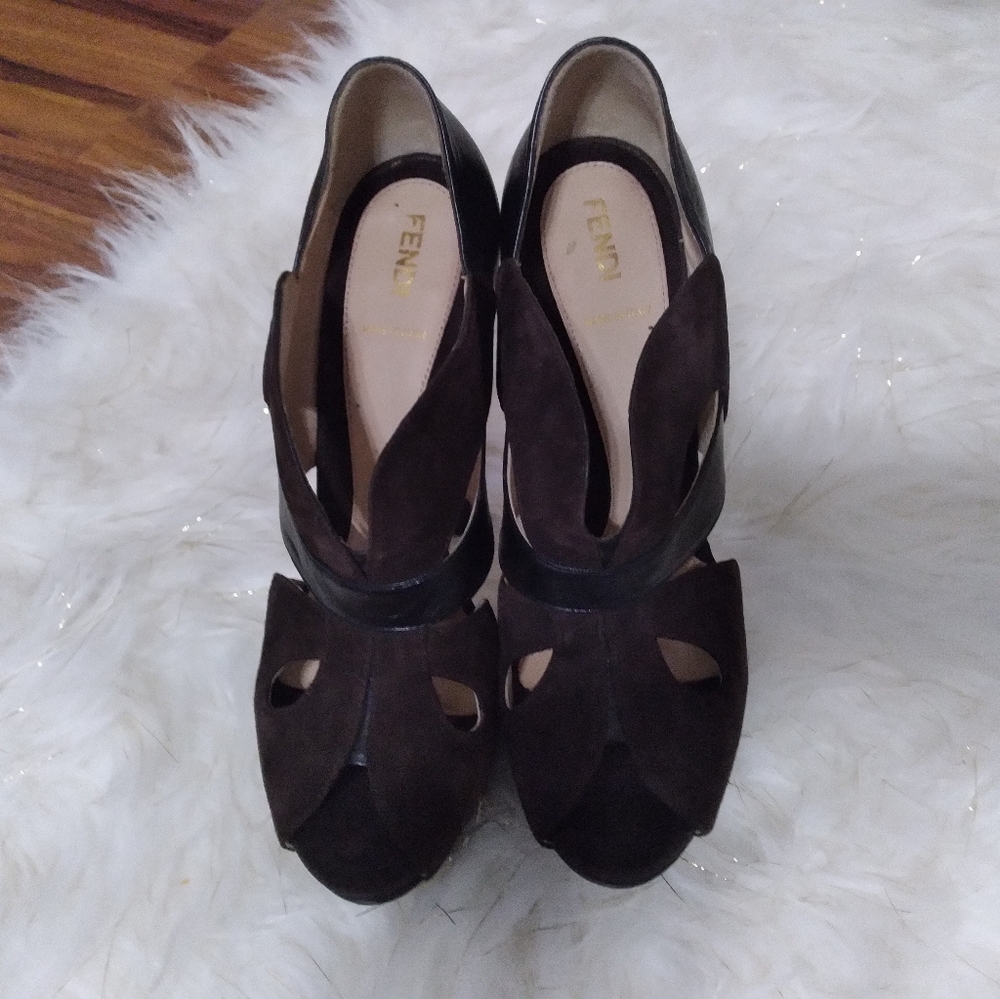 Fendi Shoes - Picture 2 of 4